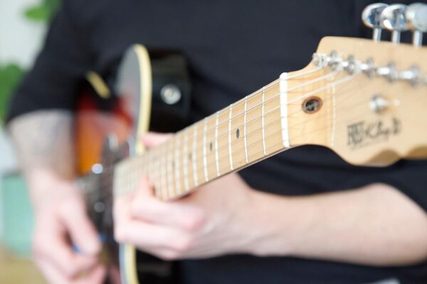 Contrasting open chords