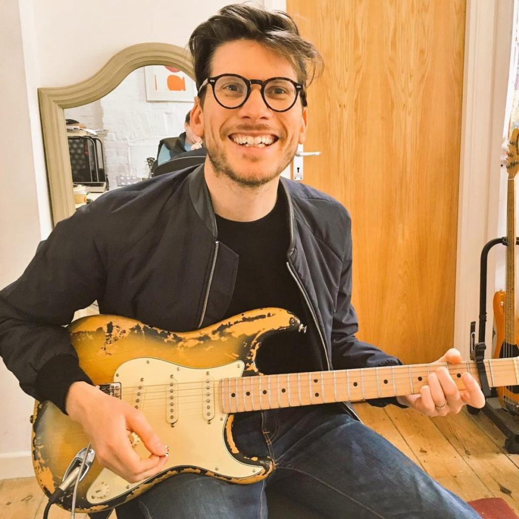 Guitar Lessons London London Guitar Academy Guitar Lessons London